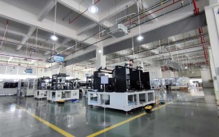 鼎力科技有限公司 东莞市鼎力自动化科技有限公司取得全自动铰链铆合组装生产设备专利